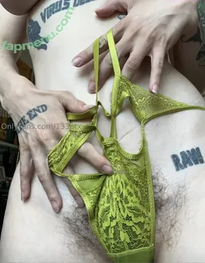  nude photo #0009