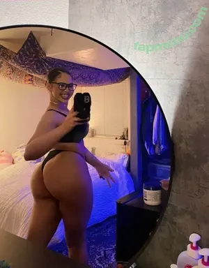  nude photo #0007