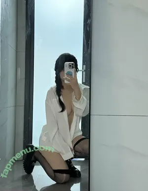 nude photo #0009