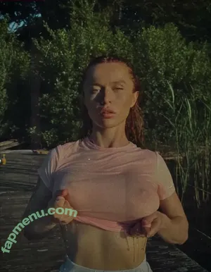  nude photo #0005