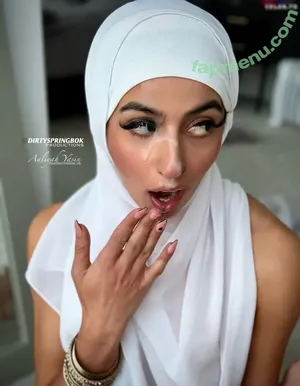 Aaliyah Yasin / _thatbritishcouple / aaliyah.yasin / thatbritishg1rl nude photo #0955