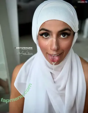 Aaliyah Yasin / _thatbritishcouple / aaliyah.yasin / thatbritishg1rl nude photo #0956