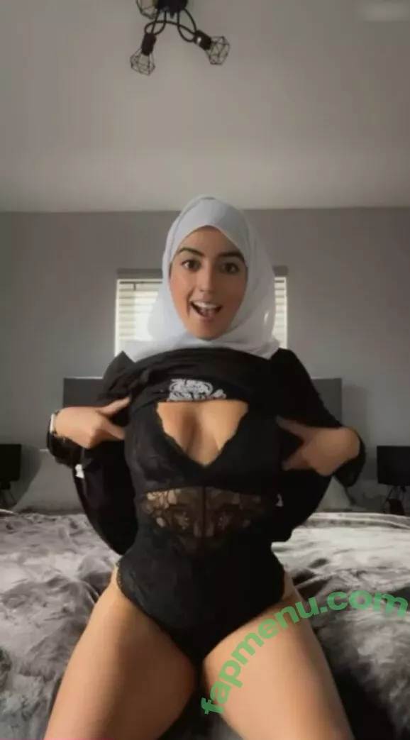 Aaliyah Yasin nude photo #0709 (_thatbritishcouple / aaliyah.yasin / thatbritishg1rl)