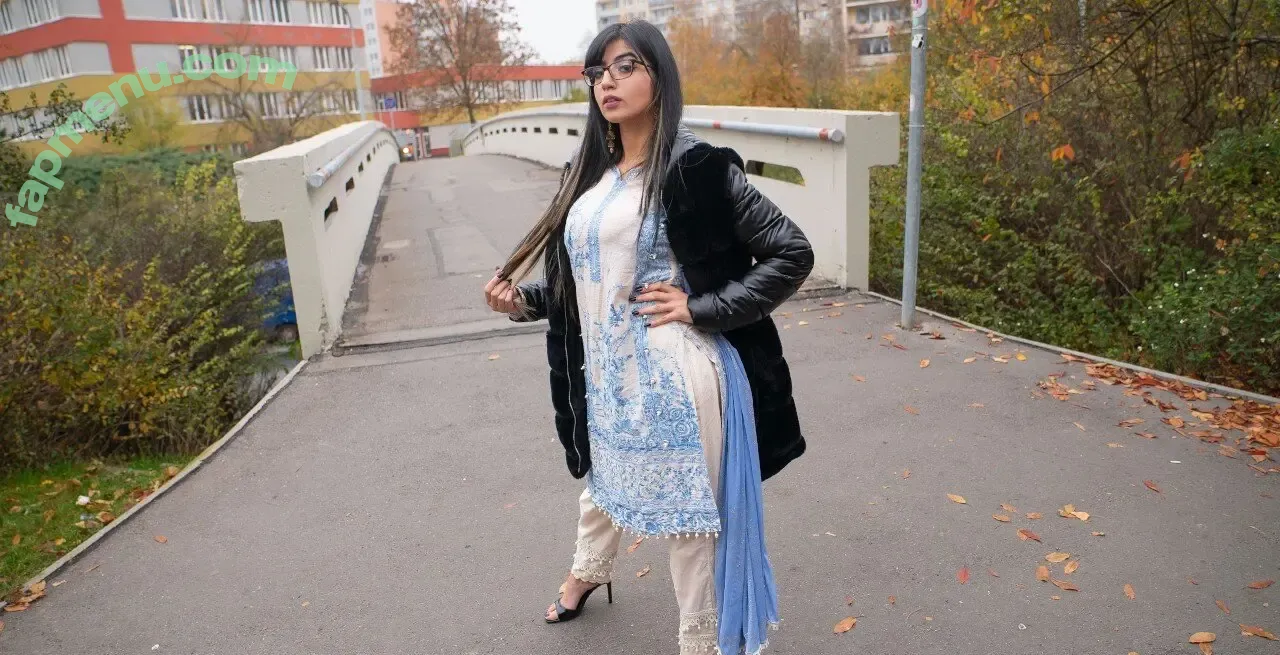 Aaliyah Yasin nude photo #0916 (_thatbritishcouple / aaliyah.yasin / thatbritishg1rl)