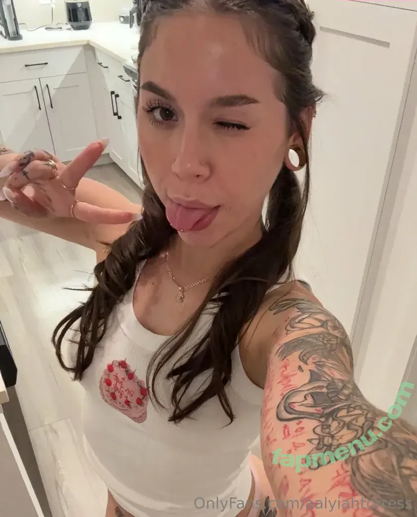 aalyiahtorress nude photo #0026 (aaliyahtorres7)
