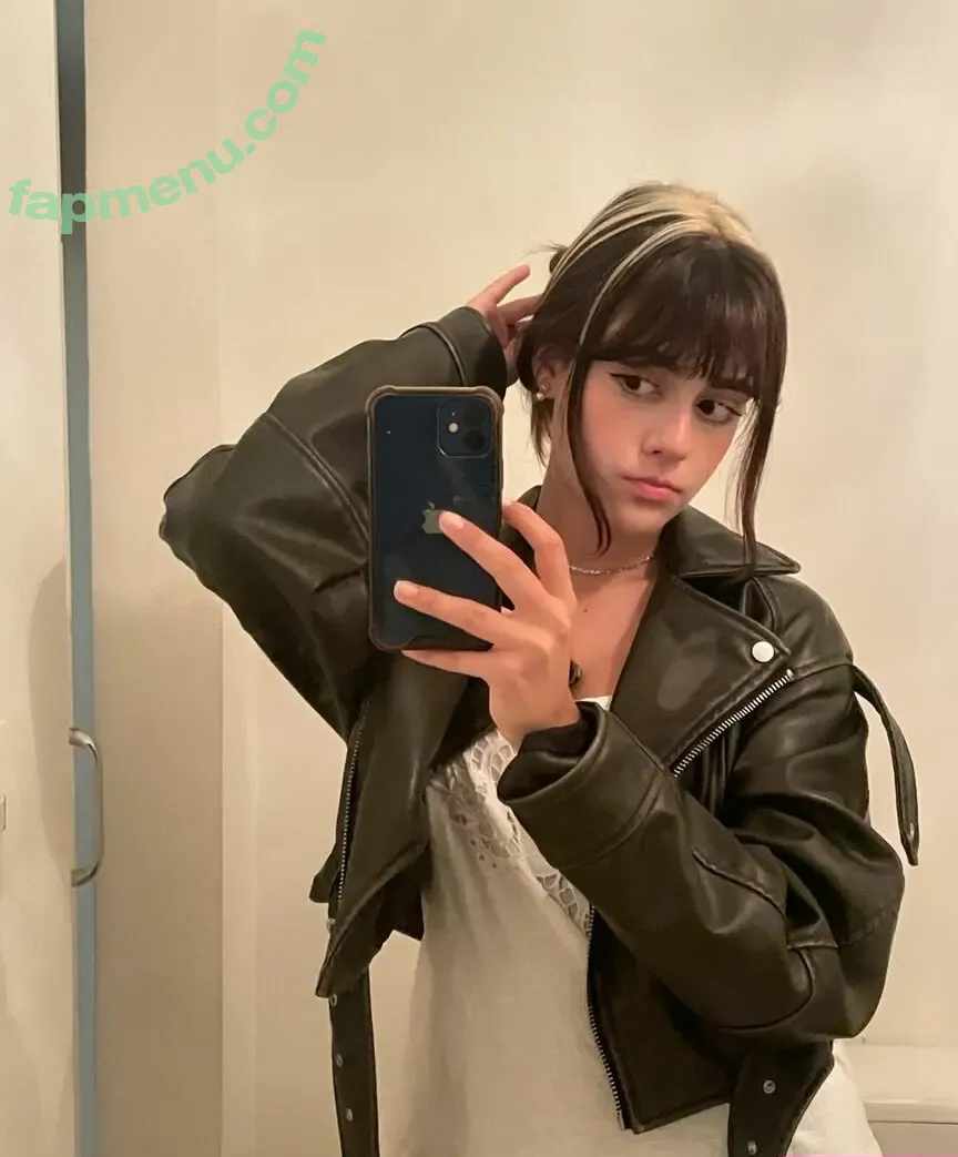 aangelarrochista nude photo #0015 (mrs_arockstar)