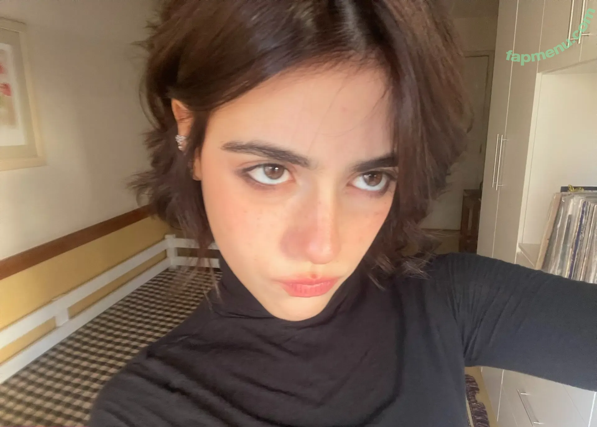 aangelarrochista nude photo #0107 (mrs_arockstar)