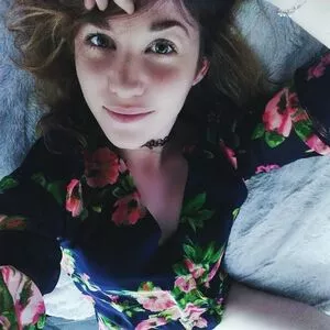 Aayley / French streamer nude photo #0070