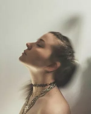 Aayley / French streamer nude photo #0129
