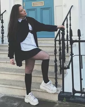 Aayley / French streamer nude photo #0157