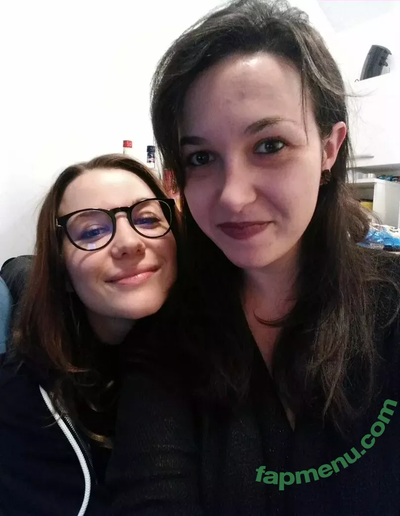 Aayley nude photo #0046 (French streamer)