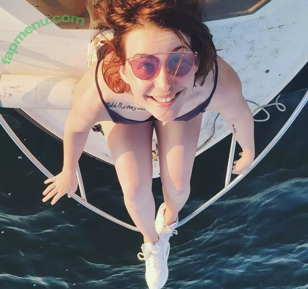 Aayley nude photo #0056 (French streamer)