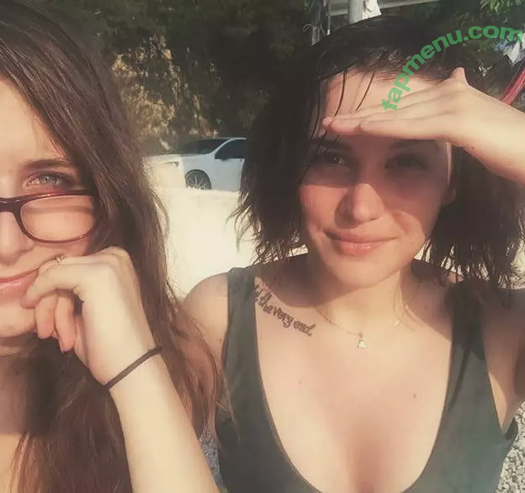 Aayley nude photo #0057 (French streamer)