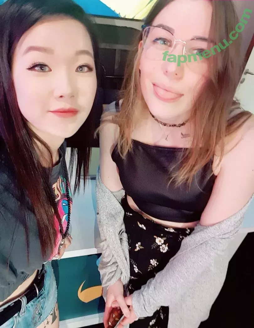 Aayley nude photo #0086 (French streamer)