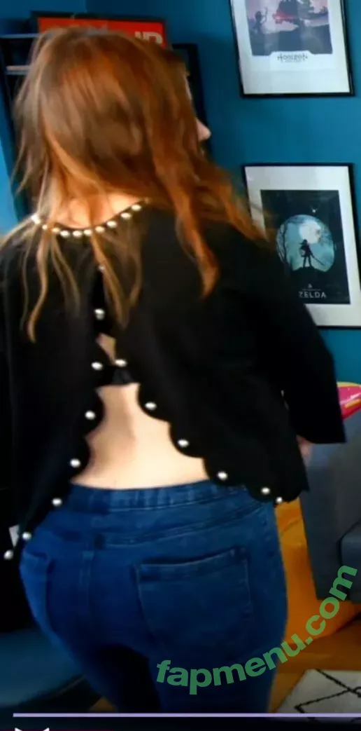 Aayley nude photo #0091 (French streamer)