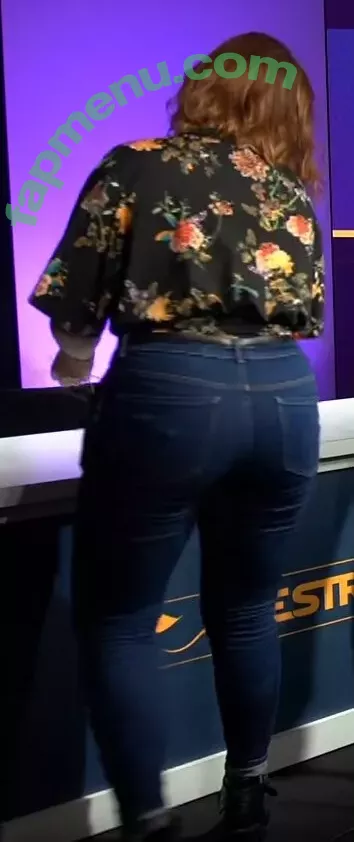 Aayley nude photo #0119 (French streamer)
