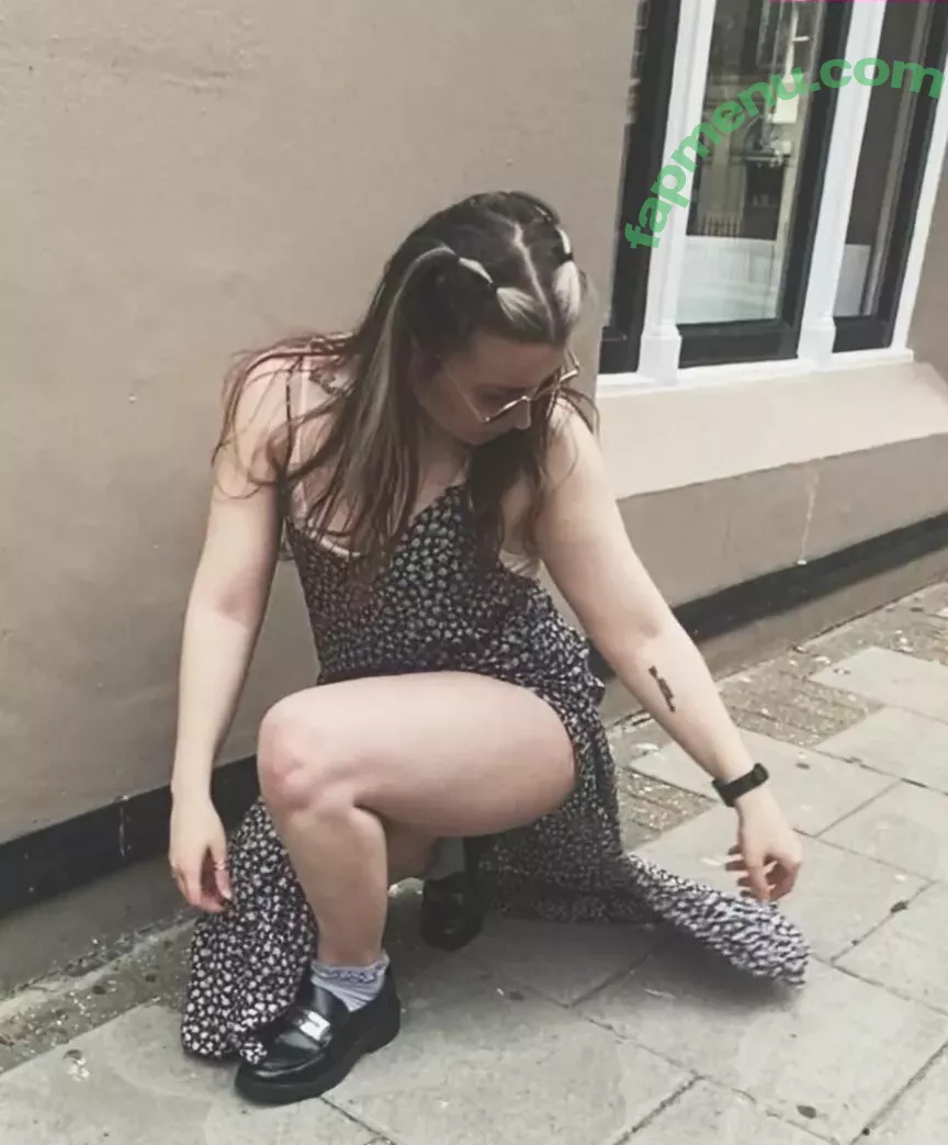 Aayley nude photo #0147 (French streamer)