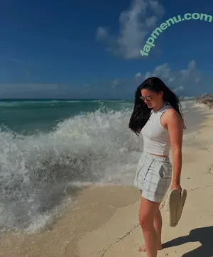 Abbi Pulling / AbbiPulling nude photo #0021