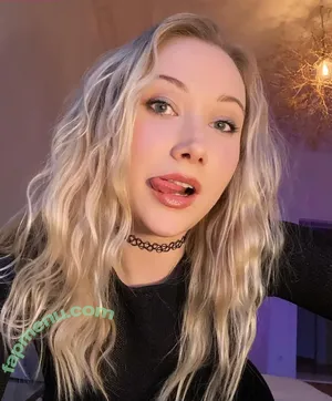 Abby ASMR / abbiemaley / abbyasmr / abbyasmrtist nude photo #0010