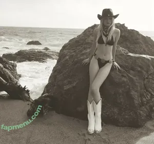 Abby Paradise / Abby Saltzman / abby.saltzman nude photo #0148