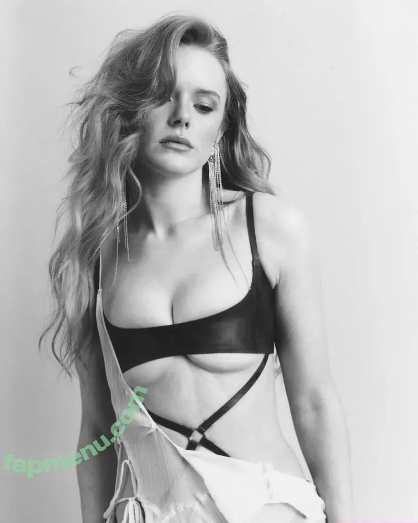 Abigail Cowen nude photo #0020 (abbeycowen)