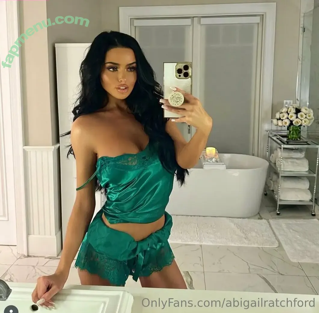 abigailratchford nude photo #0010 (abigailratchford)