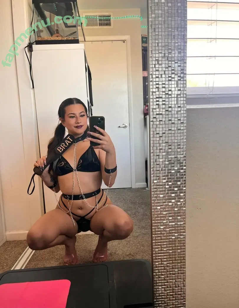 abrunettewrld nude photo #0006 (abrunettewrld)