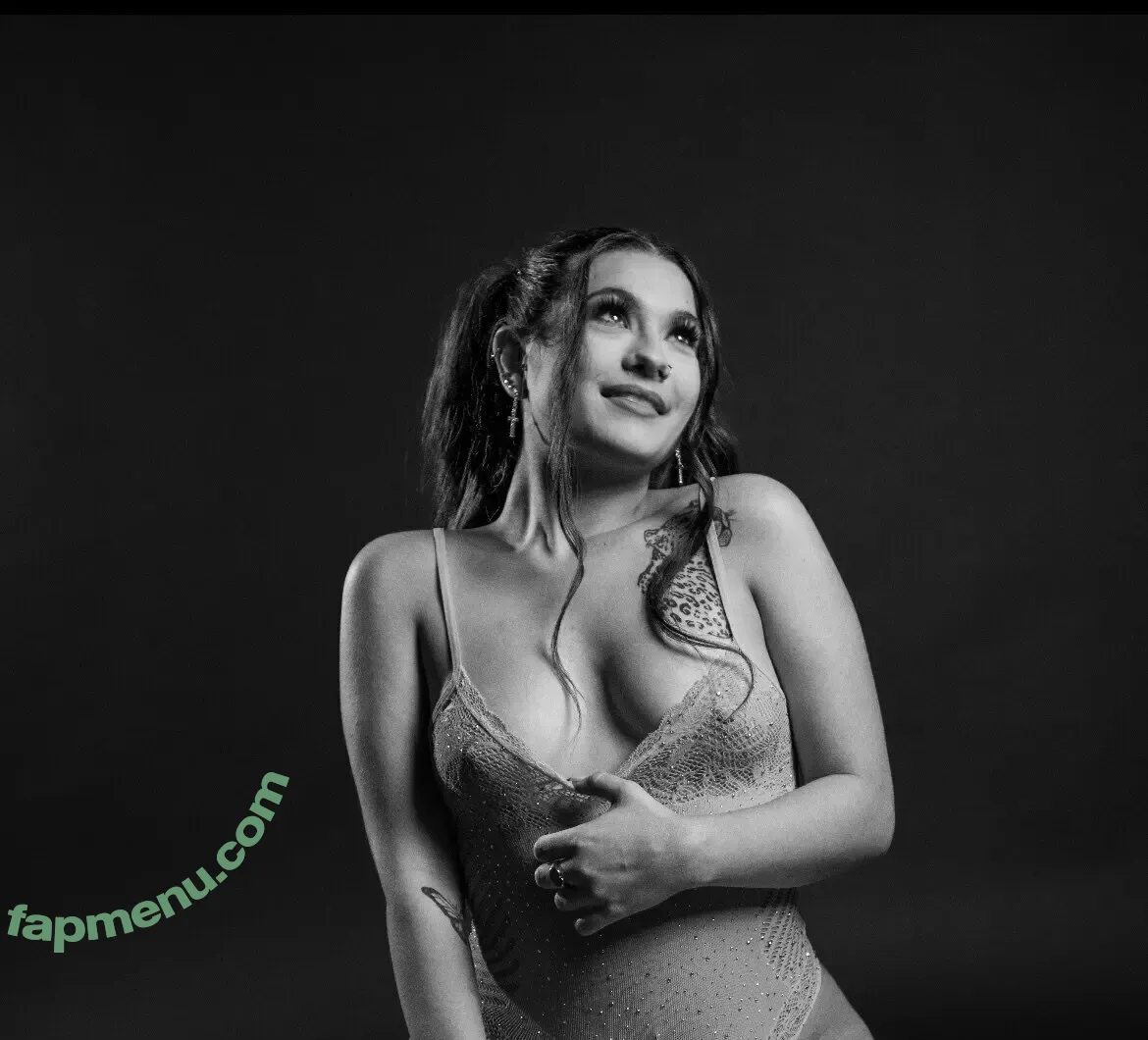 abrunettewrld nude photo #0029 (abrunettewrld)