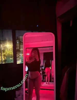  nude photo #0004