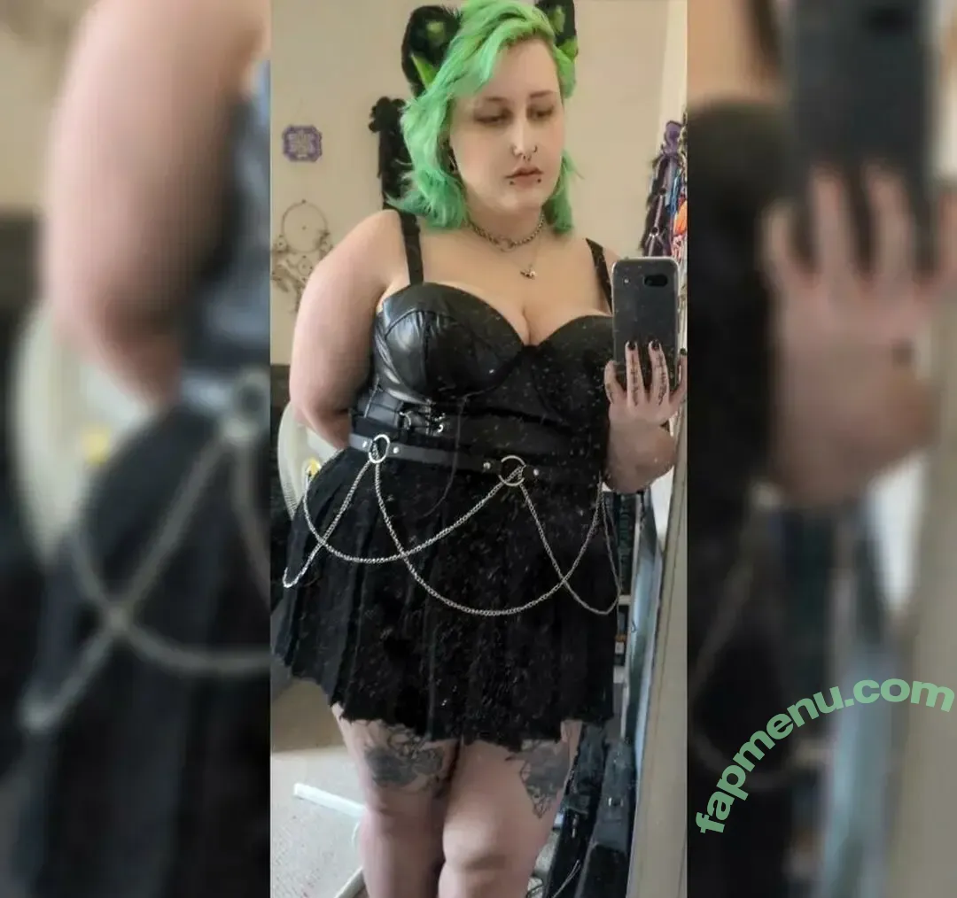 Acidgoth nude photo #0003 (acid_goth / acidgoth666)