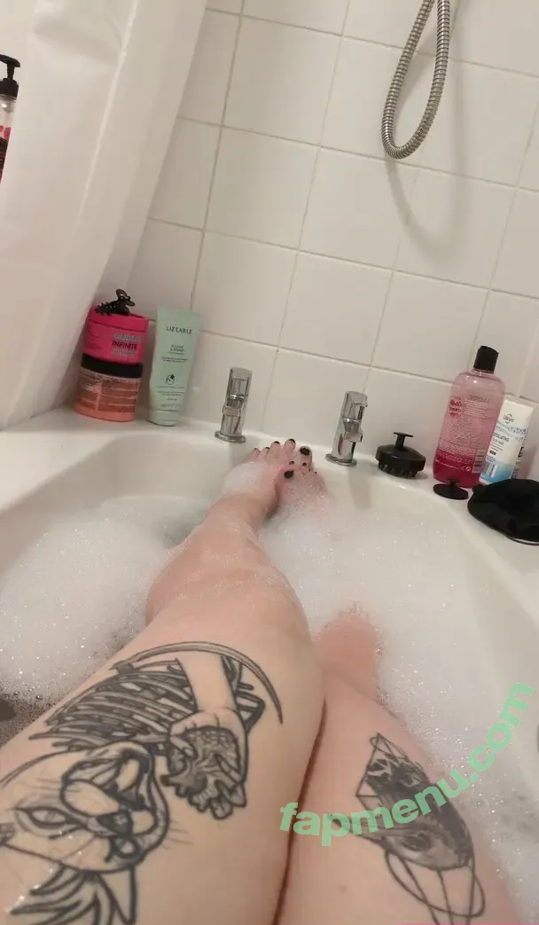 Acidgoth nude photo #0005 (acid_goth / acidgoth666)