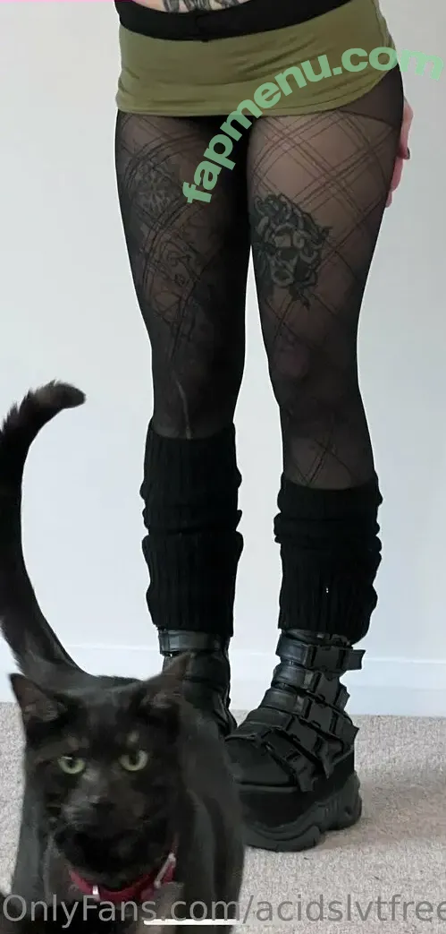aciidslvtt nude photo #0005 (aciidslvtt)