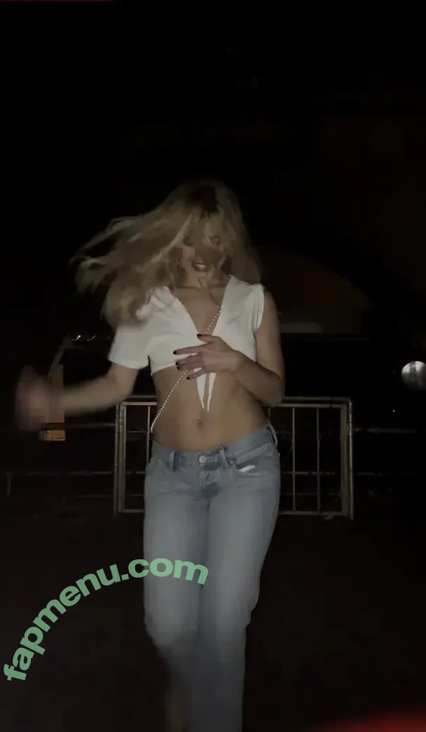 Addison Rae nude photo #0214 (addie_the_baddie / addisonraee)
