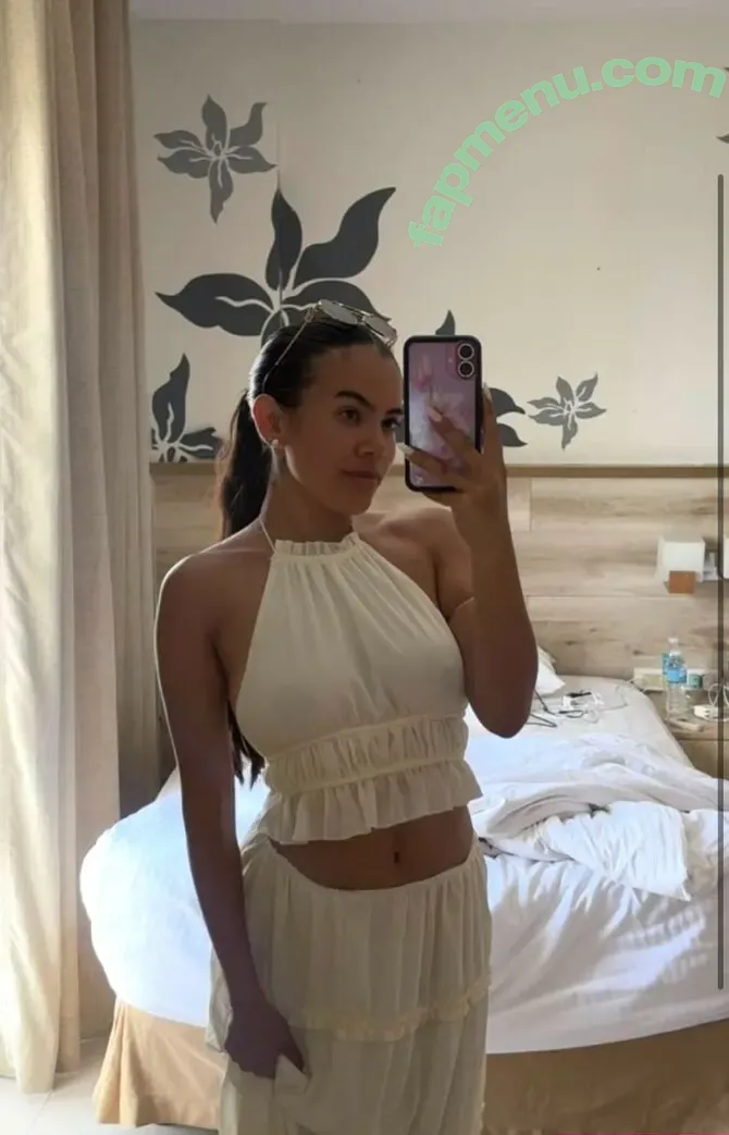 Adelaine Morin nude photo #0014 (adelainemorin)