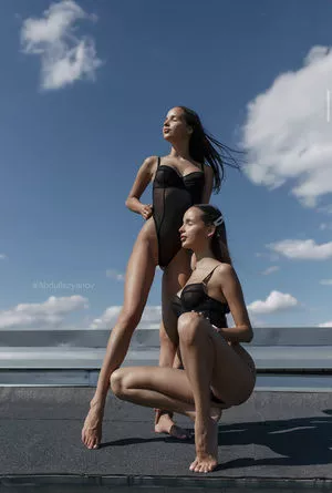 Adelalinka Twins / adelalinka / adelalinka_life / adelina_alinka nude photo #0059