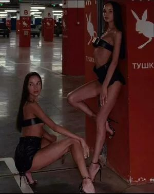 Adelalinka Twins / adelalinka / adelalinka_life / adelina_alinka nude photo #0396