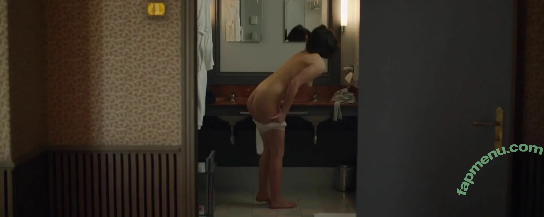 Adèle Exarchopoulos nude photo #0092 (adeleexarchopoulos / adeleexaroff)