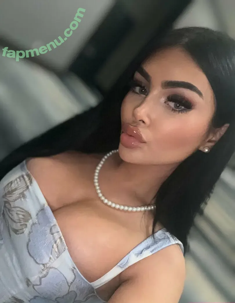 adriababyxo nude photo #0057 (adriababyxo)
