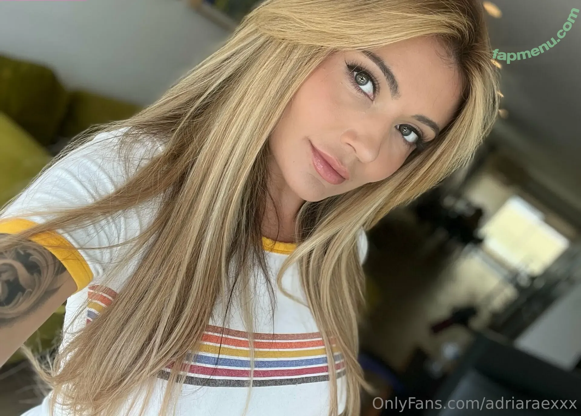 adriaraexxx nude photo #0105 (adriarae)