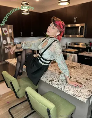 adriennedriggs / adrienne.driggs nude photo #0010