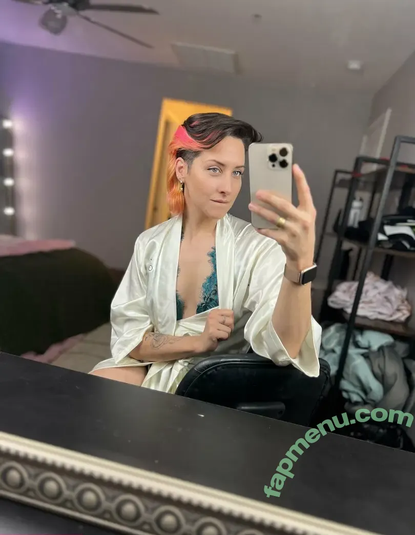 adriennedriggs nude photo #0006 (adrienne.driggs)