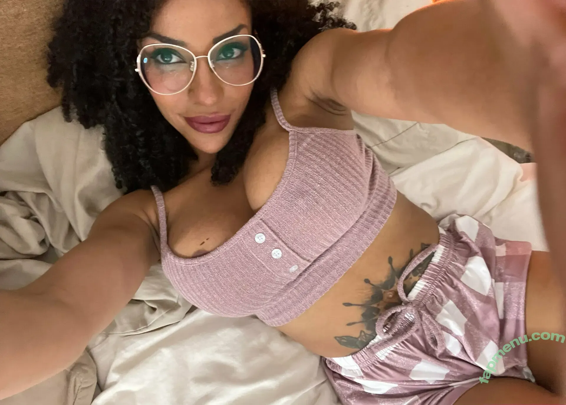 aduaexotica nude photo #0012 (aduaexotica)