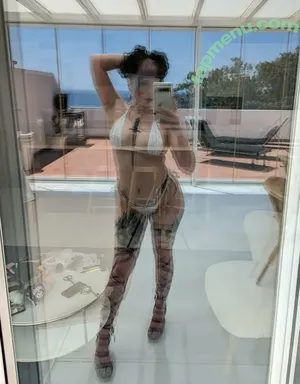  nude photo #0001