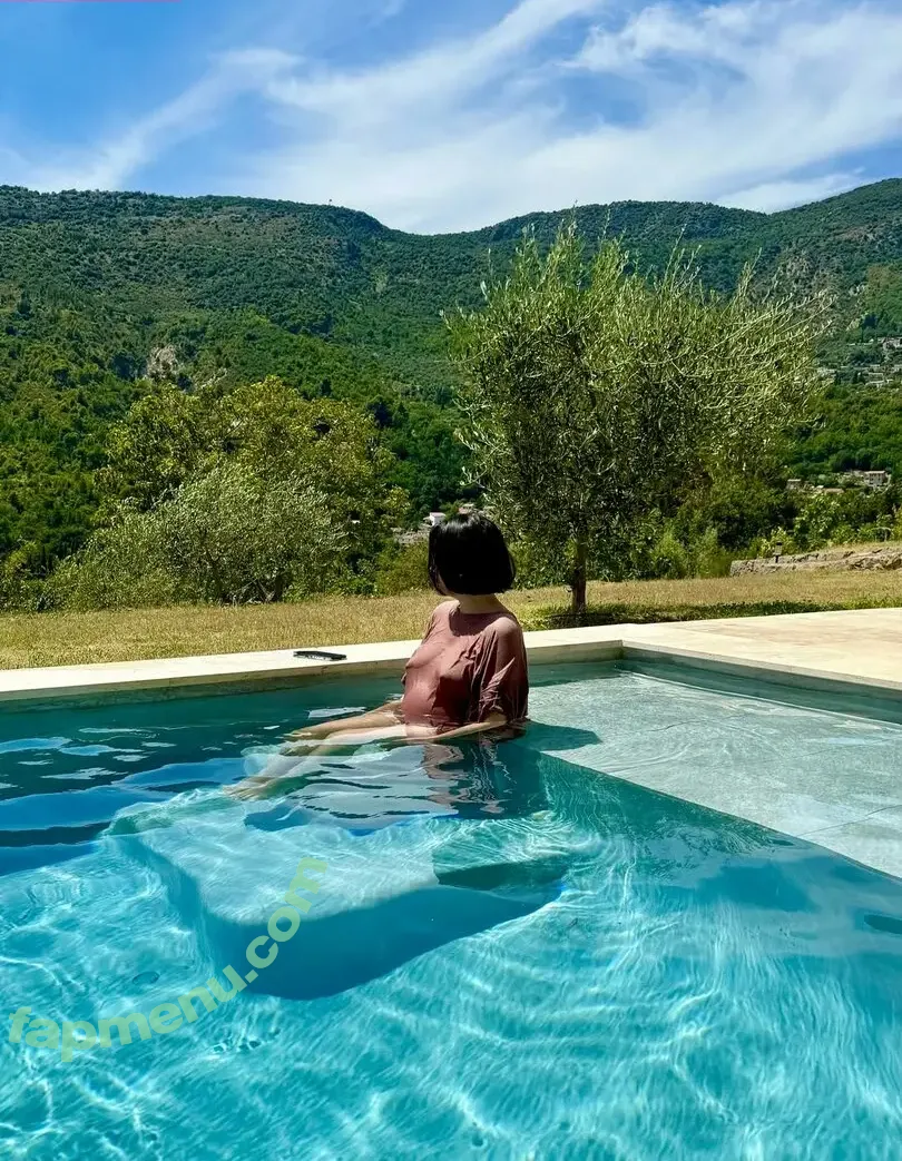 Agathe Auproux nude photo #0405 (agatheauproux)