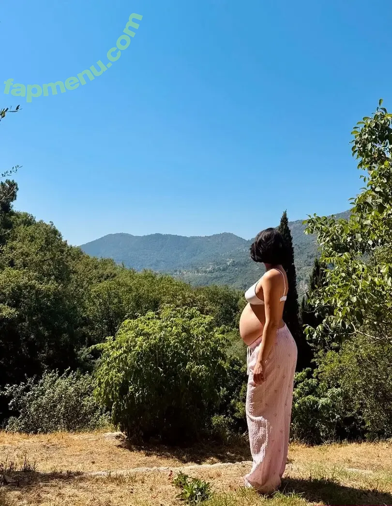 Agathe Auproux nude photo #0406 (agatheauproux)