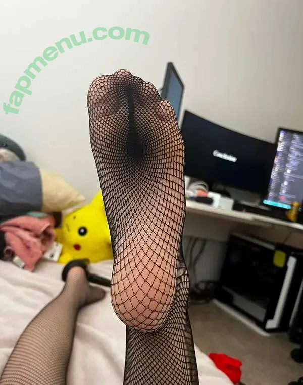 Aikawa Xo nude photo #0036 (AikawaTheFox / aikawa_xo)