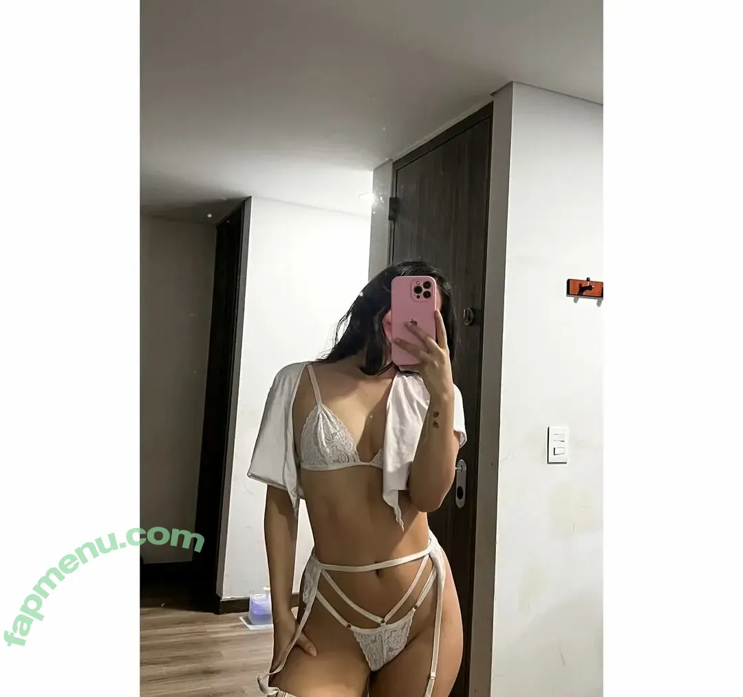 ailana__ nude photo #0005 (Soyailana__ / soyailana)