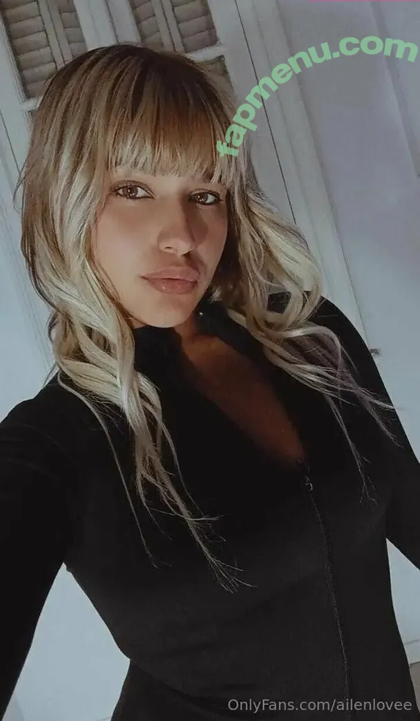 ailenlovee nude photo #0001 (ailenlovee)