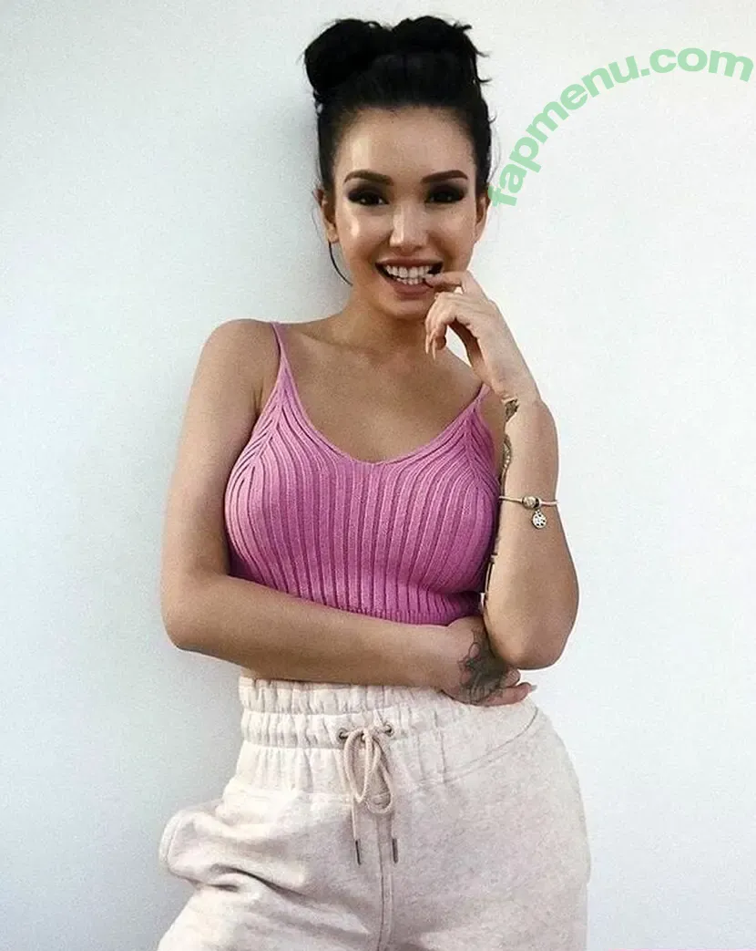 Aizhan Baizakova nude photo #0005 (Aizhan Baizakova)
