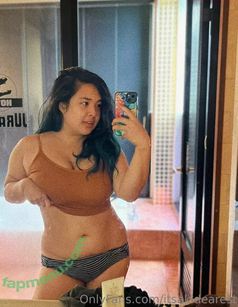 Akidearest nude photo #0006 (cutelilkitten)